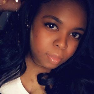 Meet your Posher, Raven